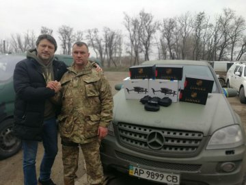 Волинським тероборонівцям, що воюють на Сході, Притула передав обладнання на суму майже мільйон гривень 