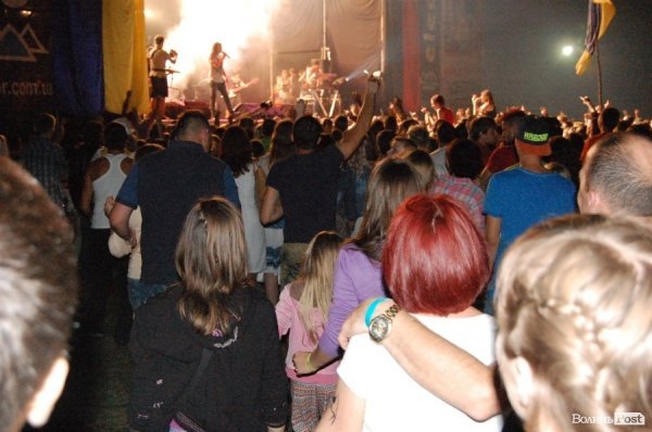 Нарешті всі дочекалися хедлайнерів другого дня - гурт Скрябін