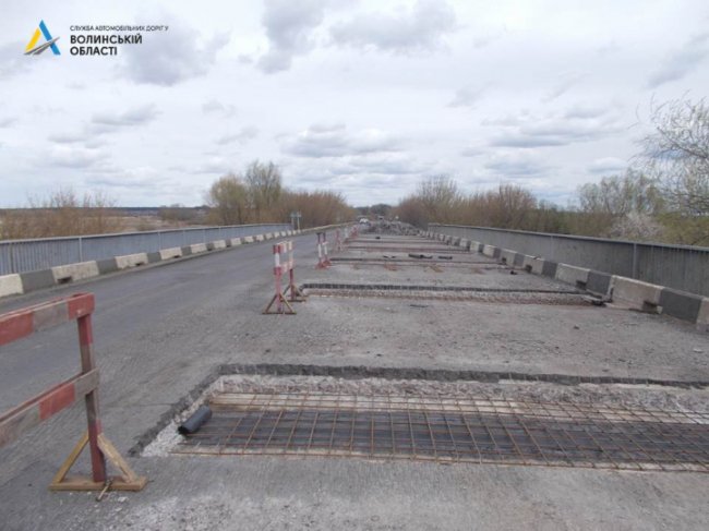 У Княгининку ремонтують міст через Стир. ФОТО