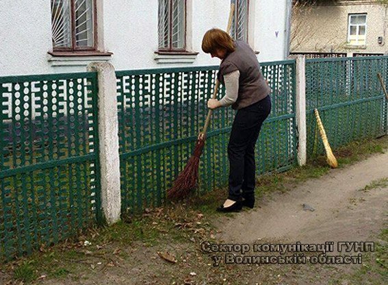 На Волині поліцейські вийшли на толоку. ФОТО 