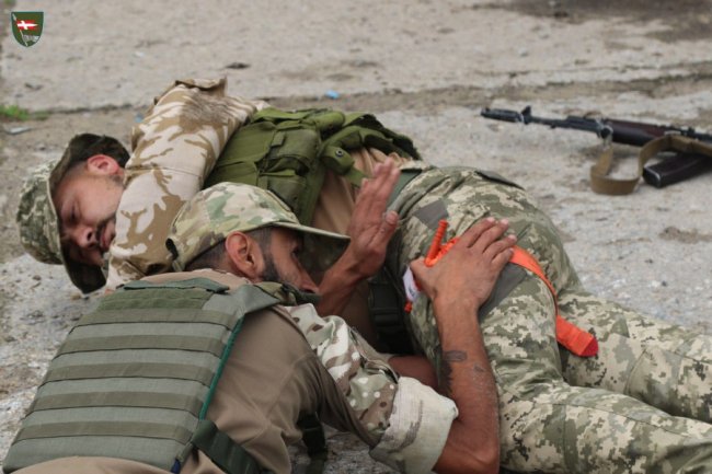 Боєць із Сирії став батьком 4 дітей в Україні і нині навчає виживати воїнів волинської бригади. ФОТО