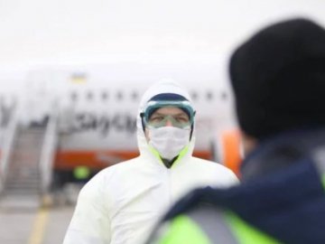 З ураженої коронавірусом Італії терміново евакуюють українців