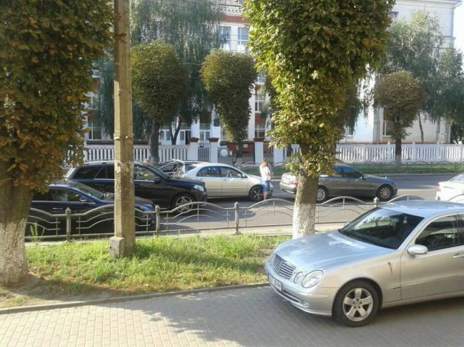 У Луцьку через подвійну аварію утворилася тягучка