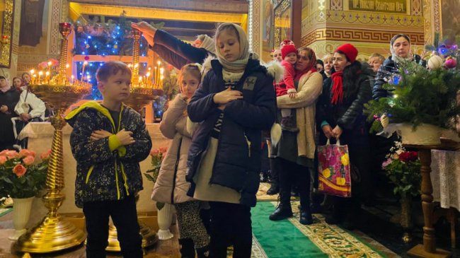 На Волинь приїхав митрополит УПЦ МП Онуфрій, який провів службу у монастирі