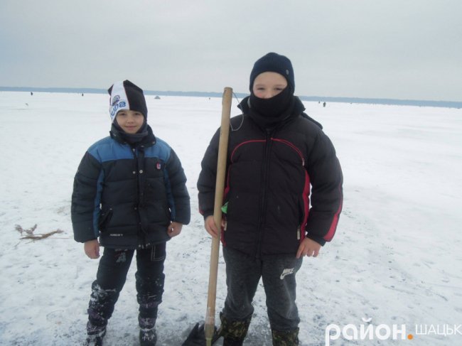 На Шацьких озерах триває риболовний сезон. ФОТО
