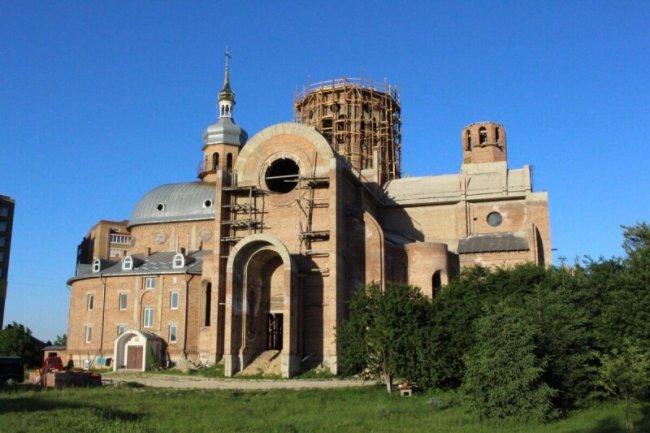 Де і коли у Луцьку посвятити паску