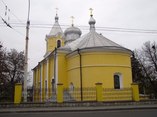 Де і коли у Луцьку посвятити паску