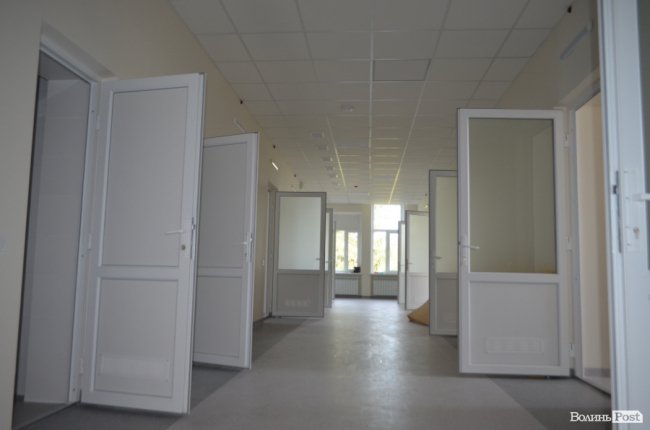 Чисто, світло, комфортно: якою буде інфекційна лікарня після ремонту. ФОТО