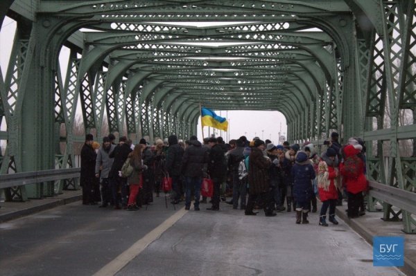 На Волинь прибув Вифлеємський вогонь миру