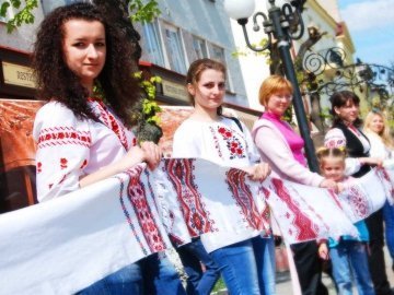 Завтра у Луцьку – всеукраїнський «вишиваний» фестиваль