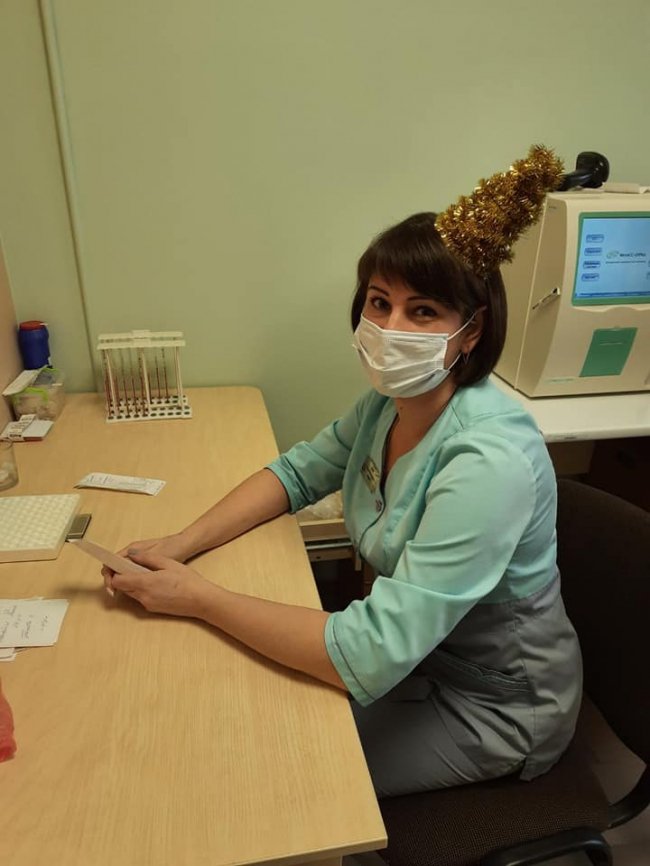 Медики з Волині влаштували новорічний флешмоб для маленьких пацієнтів. ФОТО