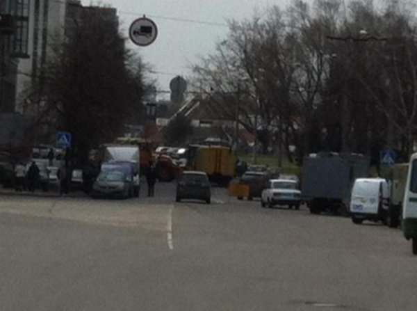 Як у Харкові блокують «Вставай, Україно!». ФОТО. ВІДЕО