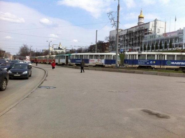 Як у Харкові блокують «Вставай, Україно!». ФОТО. ВІДЕО