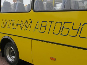 На Волині «райони» не хочуть давати грошей на шкільні автобуси
