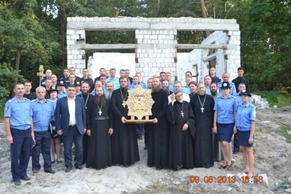 На Волині заклали першу цеглину «міліцейського» храму. ФОТО