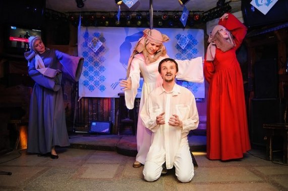 «Шевченківський вечір» в луцькому клубі. ФОТО