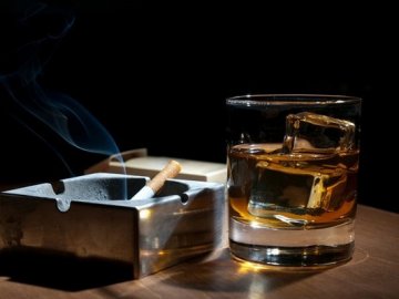 У Луцьку судили заступника директора магазину, який крав алкоголь і сигарети