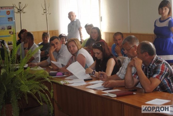 Мер Любомля проти дерибану землі. ФОТО