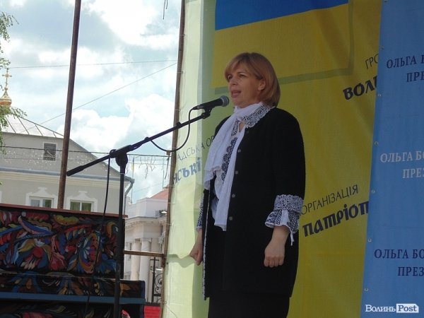 Богомолець розповіла лучанам про «куплені» рейтинги