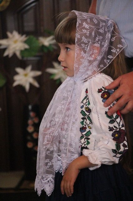 Владика Михаїл вперше відправив святкову службу у волинському селі. ФОТО