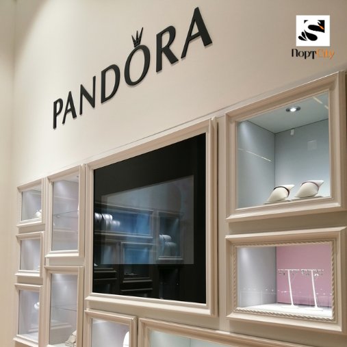 У «ПортCity» відкрився оновлений магазин «Pandora»*