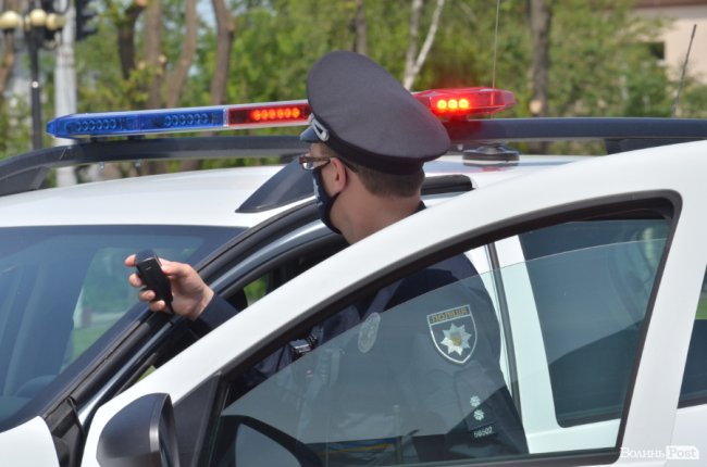 Волинські «шерифи» отримали 25 службових позашляховиків. ФОТО