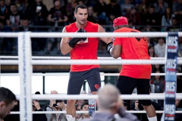 Поєдинок Кличко-П'янета: все, що було до бою. ФОТО. ВІДЕО