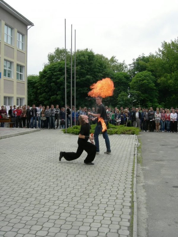 У луцькому «політесі» ‒ вогняне шоу. ФОТО