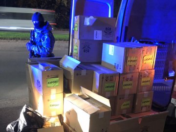 На Волині ліквідували канал незаконної реалізації контрафактних сигарет. ФОТО. ВІДЕО