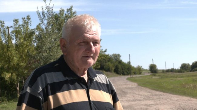 Тридцять років не ремонтували дорогу на Волині: селяни погрожують перекривати шлях вантажівкам