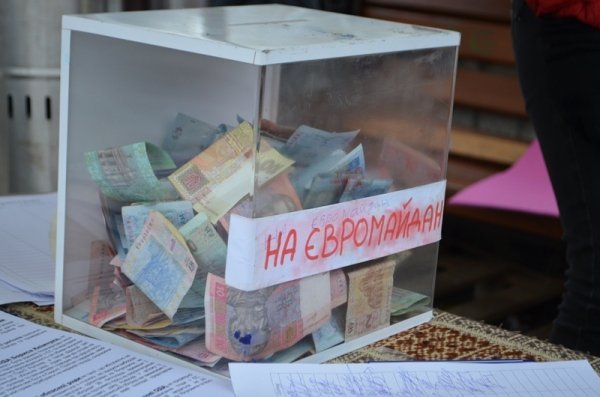 Луцький Євромайдан: люди виходять на віче