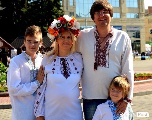 Як лучани відзначають День вишиванки. ФОТО