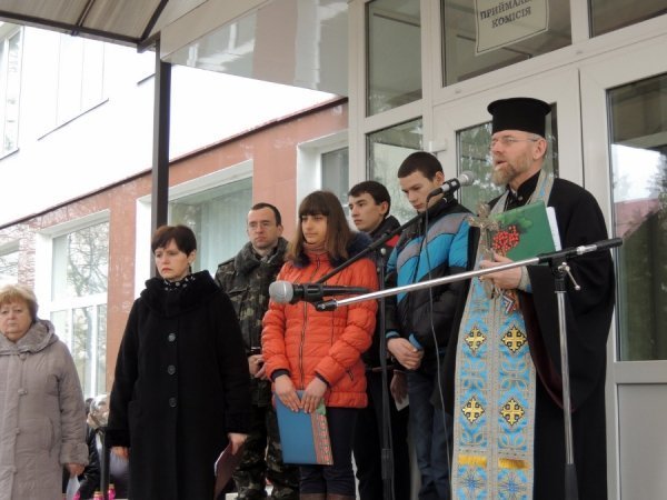 У Нововолинську освятили меморіальні дошки героям АТО. ФОТО