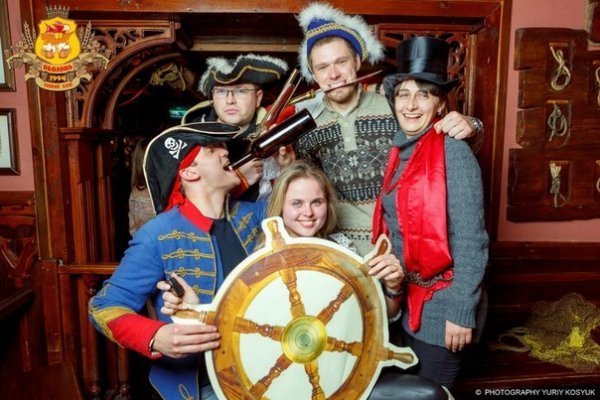 Піратська вечірка в луцькому клубі. ФОТО. ВІДЕО