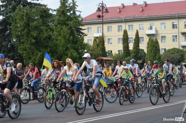 У Луцьку відбувся патріотичний велопробіг. ФОТО