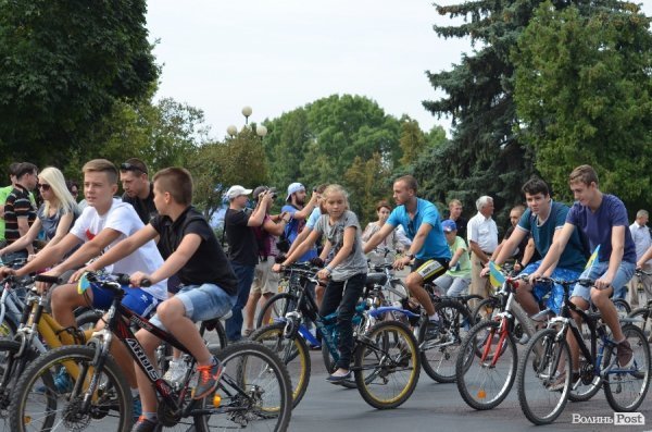 У Луцьку відбувся патріотичний велопробіг. ФОТО
