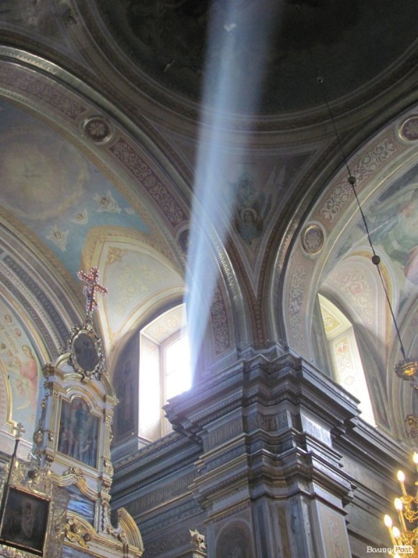 Як Луцьк відзначає Яблучний Спас. ФОТО