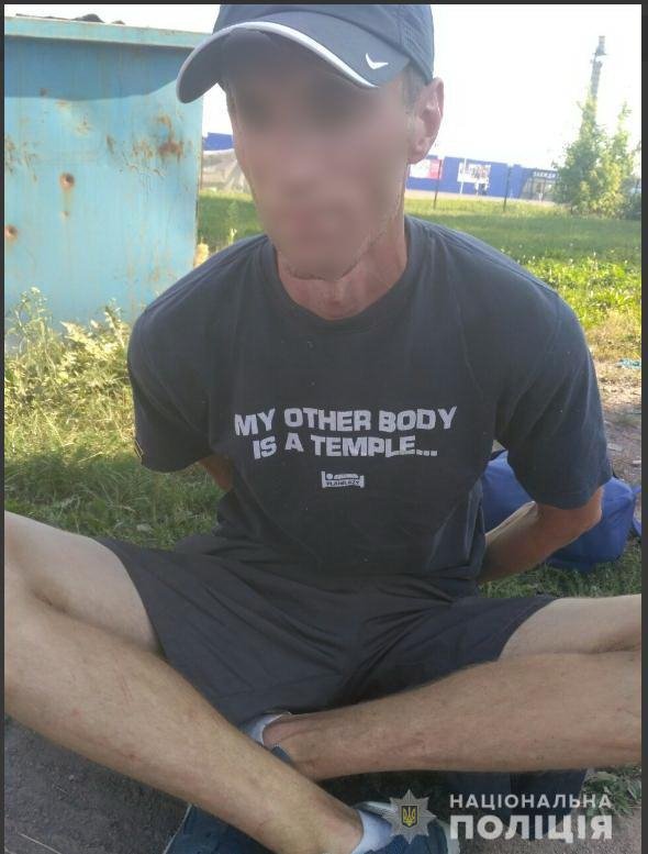 На Волині затримали двох чоловіків, які побили продавчиню та пограбували магазин.ФОТО