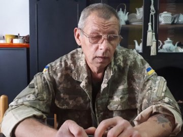 На Волині атовець 3 місяці прожив у парку, їв лише аличу і яблука