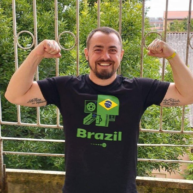 Зеленський похвалив волинського боксера як одного із кращих воїнів ЗСУ