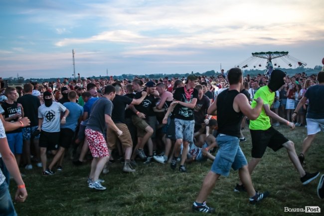 «Шикидим», лірика і вибуховий «O.Torvald»: перший день «Бандерштату». ФОТО