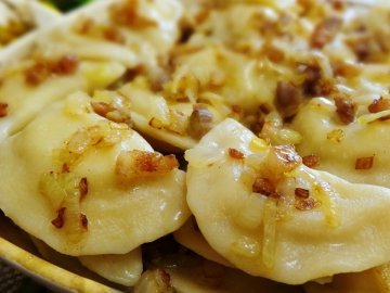 «Вареничний флешмоб»: у Вишневі ліпитимуть гостинці воїнам 