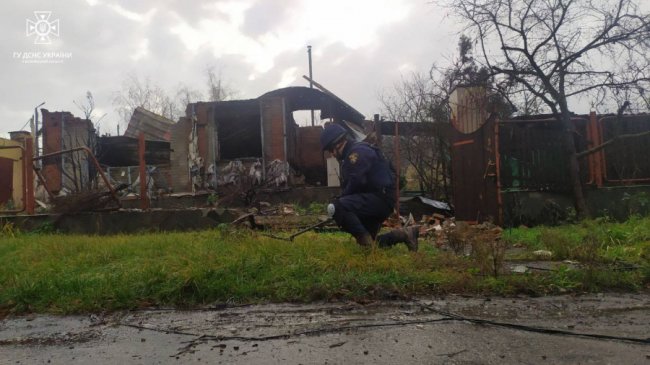 Як волинські сапери розміновують Донецьку Швейцарію. ФОТО