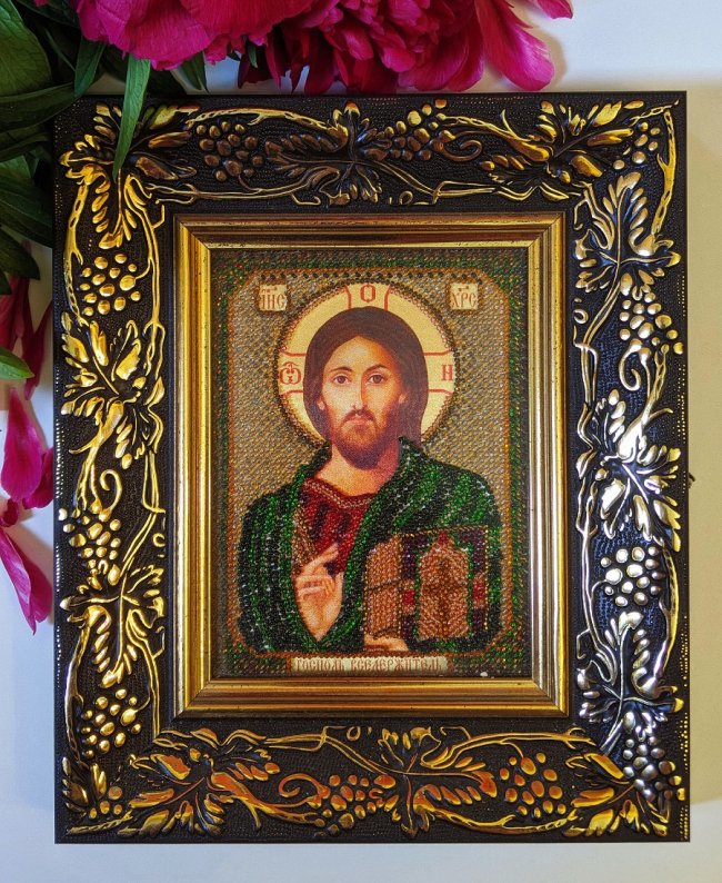 У церкві в Луцькому районі проведуть аукціон врятованих військовими ікон з Донбасу 