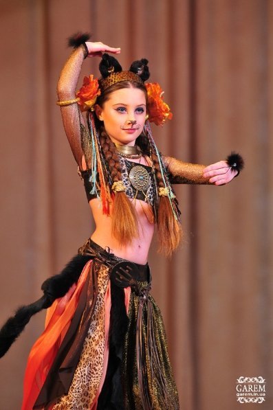 У Луцьку вперше пройшов міжнародний чемпіонат зі східного танцю. ФОТО