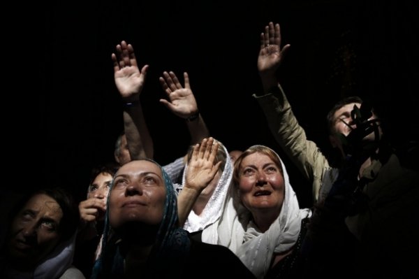 Сходження Благодатного вогню. ФОТО