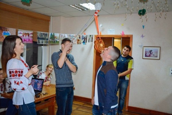 Як волинські студенти святкували Андріївські вечорниці. ФОТО