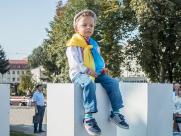 Луцьк у вишиванках. ФОТОРЕПОРТАЖ