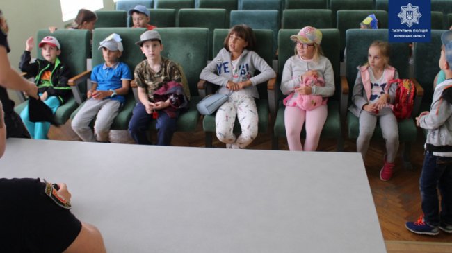 У луцьких патрульних гостювала дітвора. ФОТО