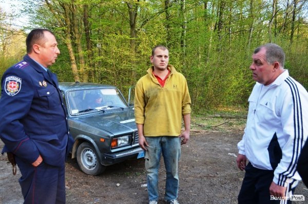 Під Луцьком незаконно розбирали колишню військову частину?